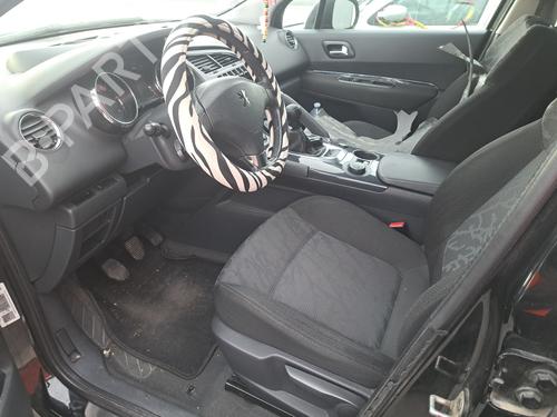 Left headlight PEUGEOT 3008 I MPV (0U_) 1.6 HDi | BP32207759C28