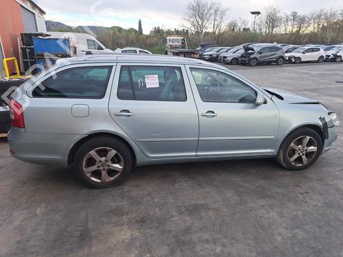 Used Parts SKODA OCTAVIA II Combi (1Z5) 1.6 TDI 4381407