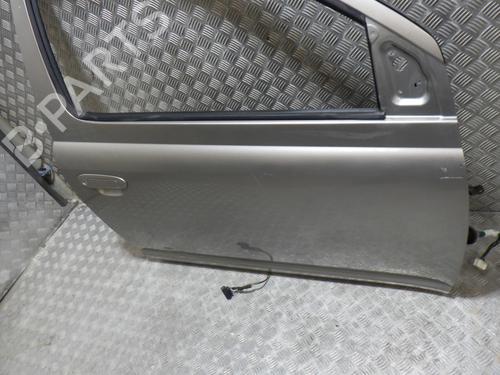right-front-door-toyota-yaris-_p1_-1999-2000-2001-2002-2003-2004-2005-28672859 main image