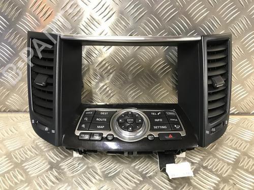 Used Switch Switch INFINITI FX 30d AWD (238 hp) 24261462 24261462