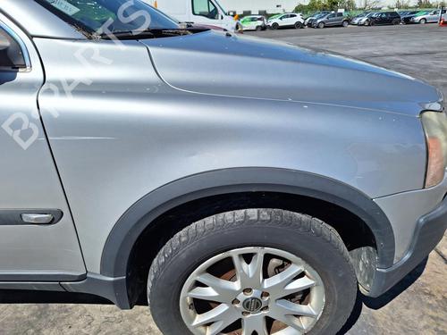 Used Right front fenders VOLVO XC90 I (275) D5 AWD (163 hp) 28625571
