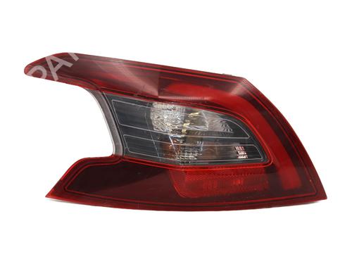 Used Left taillight Left taillight PEUGEOT 308 II (LB_, LP_, LW_, LH_, L3_) 1.5 BlueHDi 130 (131 hp) 34701373 34701373