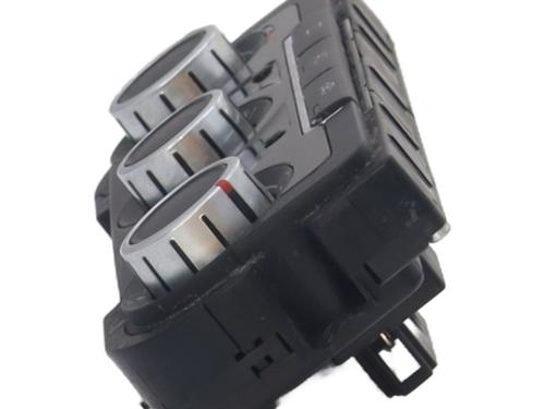 Used Climate control Climate control VW SCIROCCO III (137, 138) 1.4 TSI (160 hp) 31194267 31194267