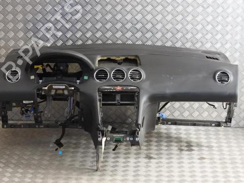 Used Dashboard Dashboard PEUGEOT 308 CC (4B_) 1.6 16V (150 hp) 33714686 33714686