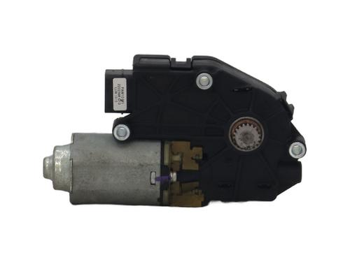 sunroof-engine-renault-megane-iii-hatchback-bz01_-b3_-2008-31919031 main image