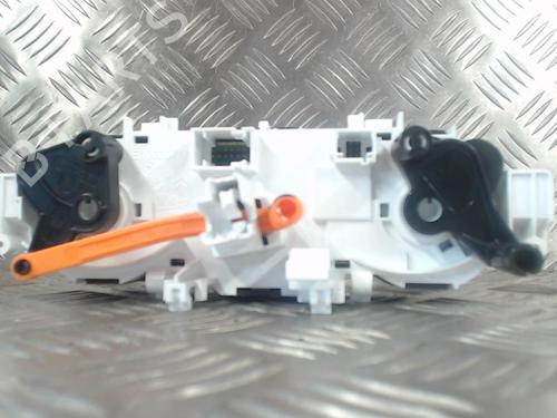 Used Climate control Climate control PEUGEOT 208 I (CA_, CC_) 1.2 VTi 68 / PureTech 68 (68 hp) 24261037 24261037