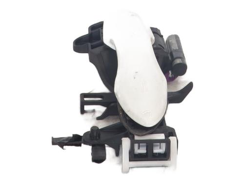 front-right-exterior-door-handle-toyota-yaris-_p21_-_pa1_-_ph1_-2020-30818723 main image