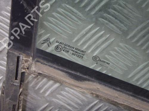 Used Front right quarter glass CITROËN C4 I (LC_) 1.6 HDi (109 hp) 27546272