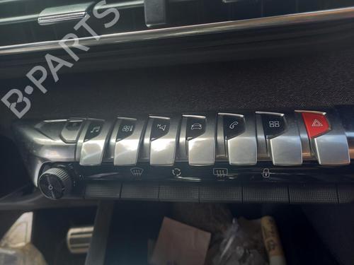 Used Climate control Climate control PEUGEOT 3008 II SUV (MC_, MR_, MJ_, M4_) 1.6 PureTech 180 (M45GFR, M45GFU) (181 hp) 24254510 24254510