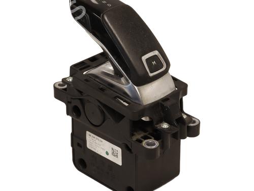 Used Gear lever PEUGEOT 308 II (LB_, LP_, LW_, LH_, L3_) 1.5 BlueHDi 130 (131 hp) 24254004