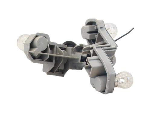 Used Lamp holder Lamp holder VOLVO C30 (533) 2.0 D (136 hp) 40438888 40438888