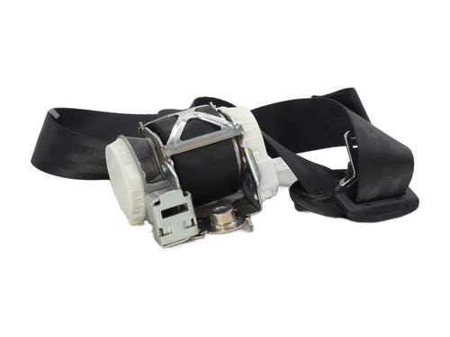 front-right-seatbelt-ds-ds-3-sa_-2015-2016-2017-2018-2019-30002180 main image
