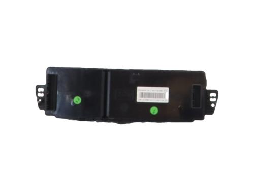 climate-control-renault-megane-iii-hatchback-bz01_-b3_-2008-38424165 main image