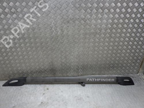 Used Roof bar NISSAN PATHFINDER III (R51) 2.5 dCi 4WD (171 hp) 24260156