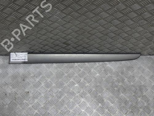 Used Door moulding trim RENAULT SCÉNIC II (JM0/1_) 1.6 (JM0C, JM0J, JM1B) (113 hp) 27546253