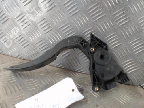 pedal-renault-clio-iv-bh_-2012-2013-2014-2015-2016-2017-2018-2019-2020-2021-24258363 main image