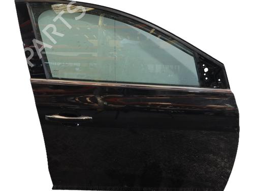 right-front-door-renault-megane-iv-hatchback-b9amn_-2015-39690436 main image