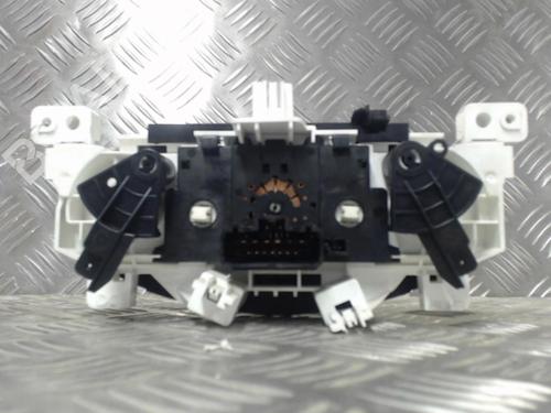 Climate control RENAULT TWINGO III (BCM_, BCA_) 0.9 TCe 90 (BCM9, BCM2) | BP24261377I5 - Image 2