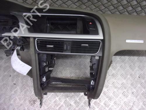 Used Dashboard Dashboard AUDI A5 (8T3) 2.0 TFSI quattro (211 hp) 33714693 33714693