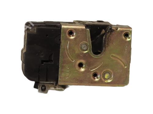 Used Front left lock PEUGEOT 206 Hatchback (2A/C) 1.4 i (75 hp) 27359798