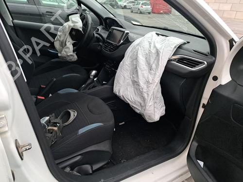 Right taillight PEUGEOT 208 I (CA_, CC_) 1.6 HDi | BP32146025C35 