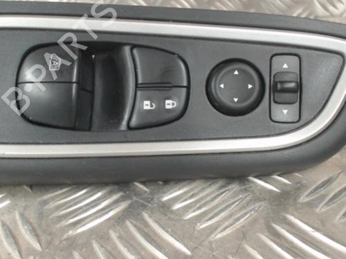 Used Left front window switch NISSAN MICRA V (K14) 0.9 IG-T (90 hp) 24255774