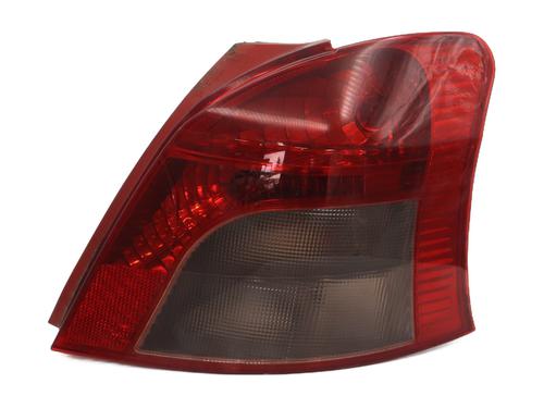 Høyre baklys TOYOTA YARIS (_P9_) 1.4 D-4D (NLP90_, NLP90R) (90 hp) 30936193