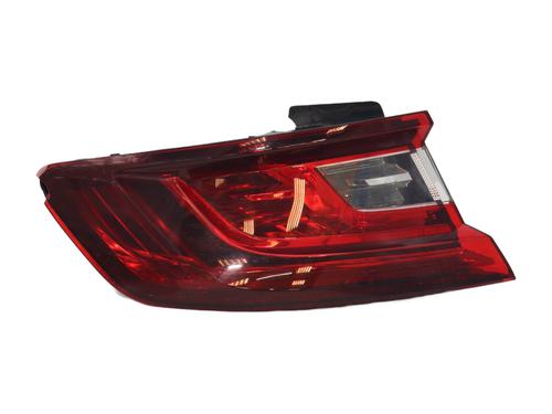 left-taillight-renault-megane-iv-hatchback-b9amn_-2015-32209665 main image