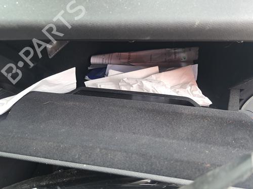 Used Parts PEUGEOT 308 III (FB_, FH_, FP_, F3_, FM_) BlueHDi 130 (FBYHZL, FBYHZT) 4040551