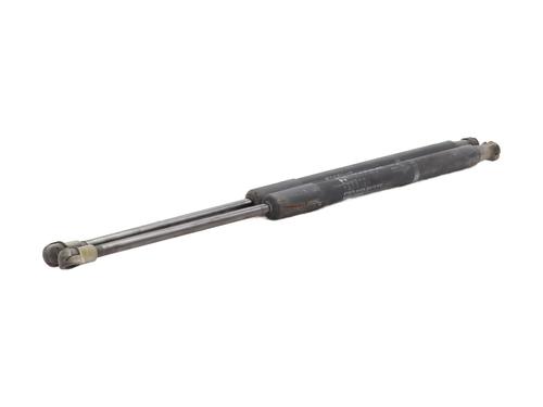 Used Tailgate lift support Tailgate lift support TOYOTA YARIS (_P13_) 1.5 Hybrid (NHP130_, NHP130) (101 hp) 35958138 35958138