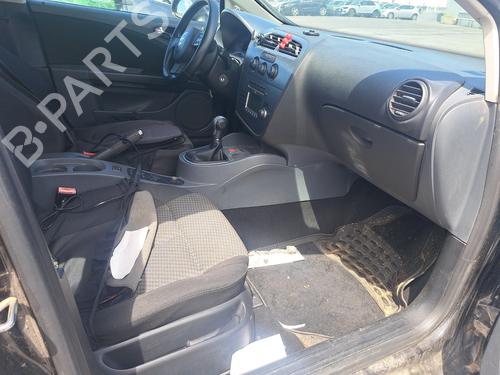 Left headlight SEAT LEON (1P1) 1.9 TDI | BP31136249C28 - Image 9