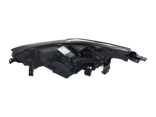 right-headlight-renault-symbioz-2024-37747777 main image