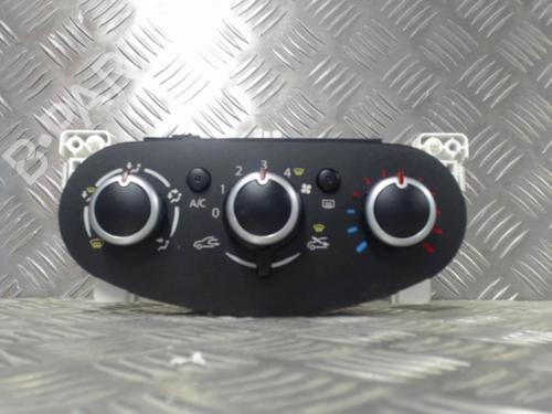 Climate control RENAULT TWINGO III (BCM_, BCA_) 0.9 TCe 90 (BCM9, BCM2) | BP24261377I5 