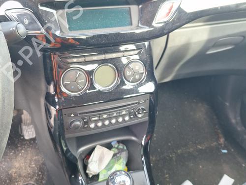 Left front fog light CITROËN C3 II (SC_) 1.4 VTi 95 | BP29315865C30 - Image 21