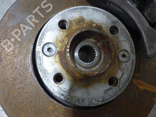 Used Right front steering knuckle Right front steering knuckle RENAULT CLIO V (B7_) 1.0 TCe 90 (B7MT) (91 hp) 24260300 24260300