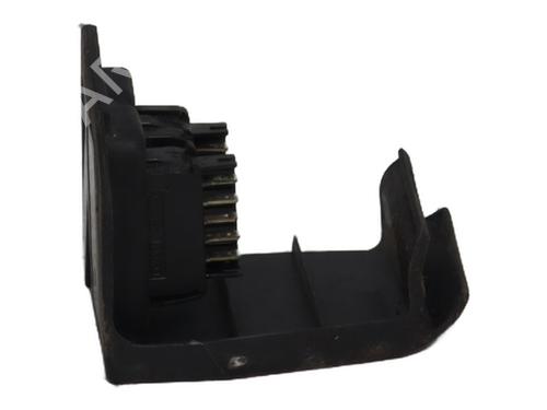 Used Left front window switch Left front window switch PEUGEOT 205 II (20A/C) 1.7 Diesel (60 hp) 30132907 30132907