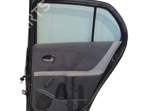 right-rear-door-toyota-yaris-_p9_-2005-2006-2007-2008-2009-2010-2011-2012-2013-2014-32415373 main image