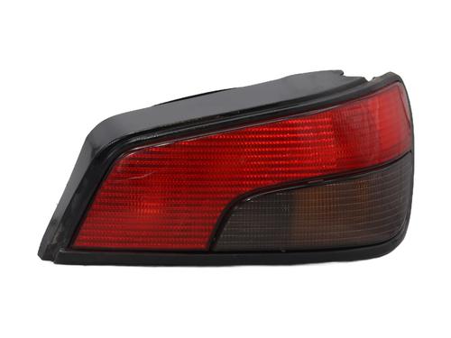 Højre baglygte PEUGEOT 306 Hatchback (7A, 7C, N3, N5) 1.9 D (68 hp) 33002286