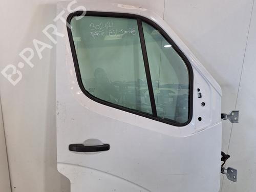 dr-hjre-fortil-renault-master-iii-van-fv-2010-31808544 main image