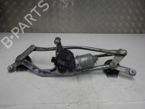 Used Front wiper motor TOYOTA AURIS Estate (_E18_) 1.8 Hybrid (ZWE186_, ZWE186R, ZWE186H) (136 hp) 24260147
