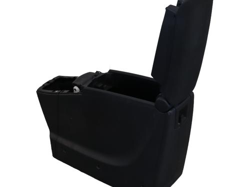 Used Armrest / Center console Armrest / Center console RENAULT SCÉNIC III (JZ0/1_) 1.5 dCi (110 hp) 32412192 32412192
