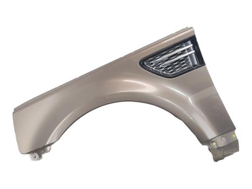 Used Left front fenders LAND ROVER RANGE ROVER SPORT I (L320) 3.0 D 4x4 (256 hp) 31715053