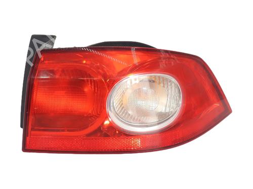 Used Right taillight RENAULT LAGUNA II (BG0/1_) 2.0 16V (BG00, BG0K, BG0P, BG0W) (135 hp) 29847912