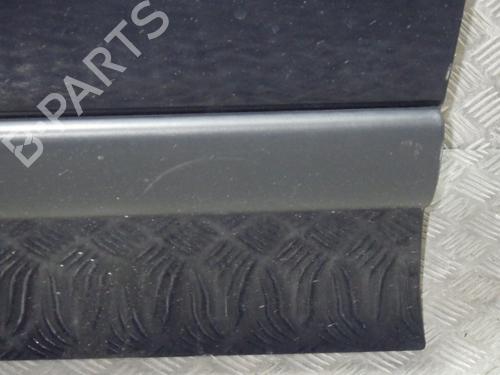 Used Left front door Left front door 28522970 28522970