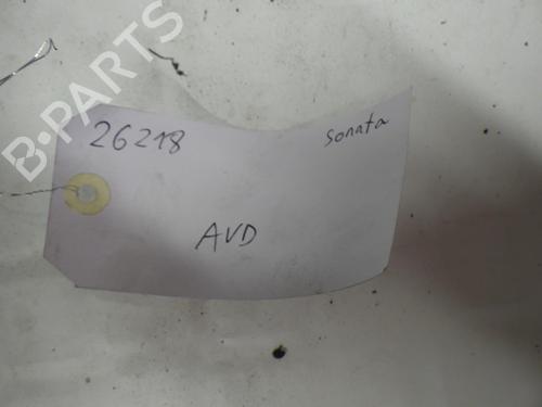 Used Right headlight HYUNDAI SONATA V (NF) 2.0 CRDi (140 hp) 24260628