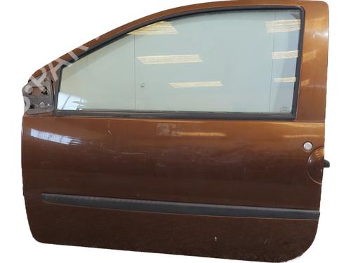 Used Left front door Left front door RENAULT TWINGO II (CN0_) 1.5 dCi (CN0E) (64 hp) 34336600 34336600
