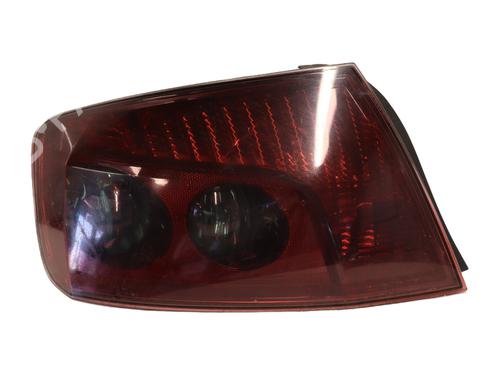 Used Left taillight PEUGEOT 407 (6D_) 2.0 HDi 135 (6DRHRH, 6DRHRE, 6DRHRG, 6DRHRJ) (136 hp) 28520057