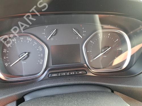 Right front seat PEUGEOT EXPERT Van (V_) 2.0 BlueHDi 145 | BP38238236C16 - Image 10