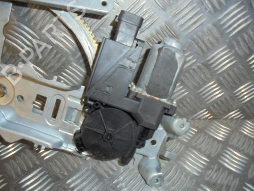Used Front right window mechanism Front right window mechanism OPEL CORSA C (X01) 1.2 Twinport (F08, F68) (80 hp) 24256182 24256182