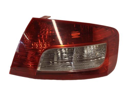 Used Right taillight PEUGEOT 407 (6D_) 2.0 HDi (6DRHRH) (140 hp) 28423413